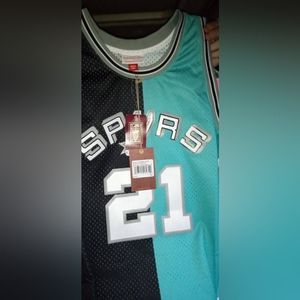 Tim Dunkan NBA Jersey made by Mitchell and Nesd